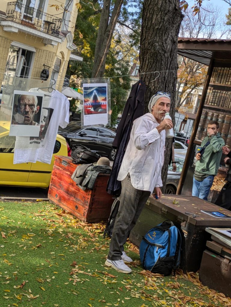 Про інше. Листопадові експозиціі